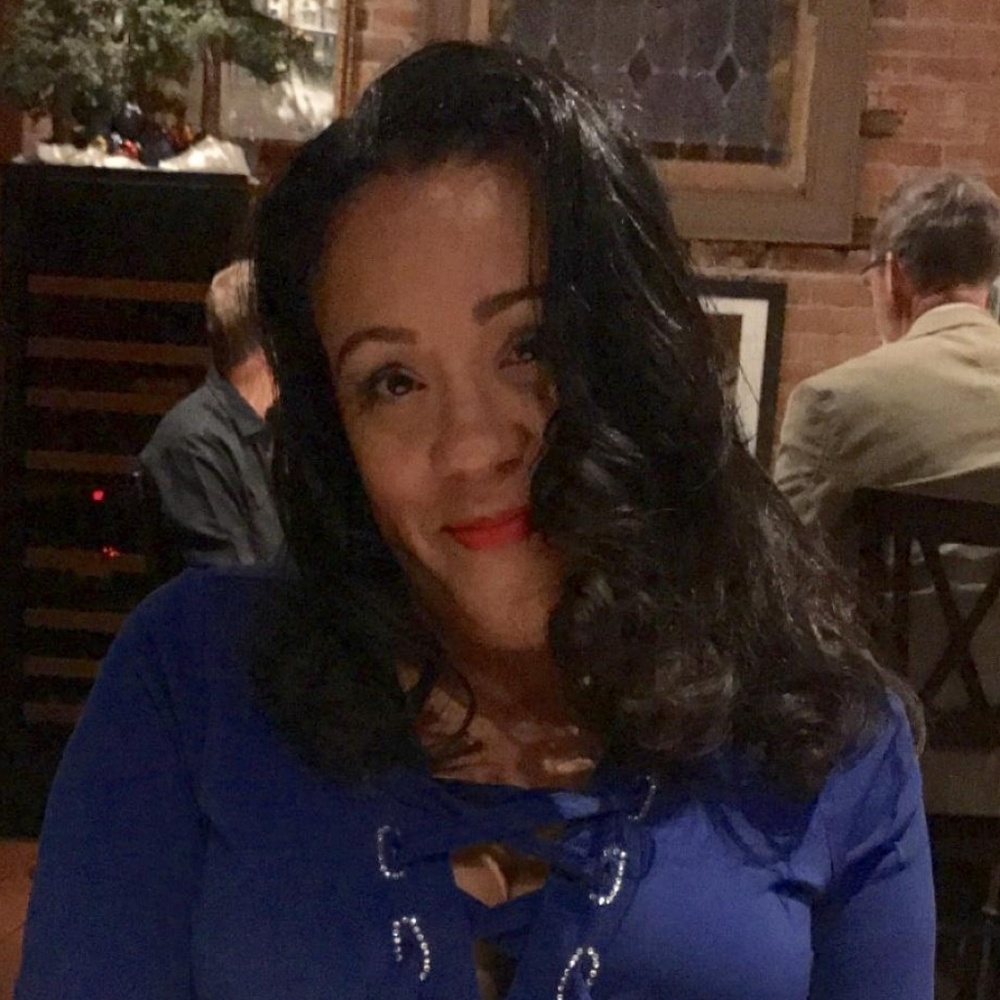 Meet your Posher, Cassaundra